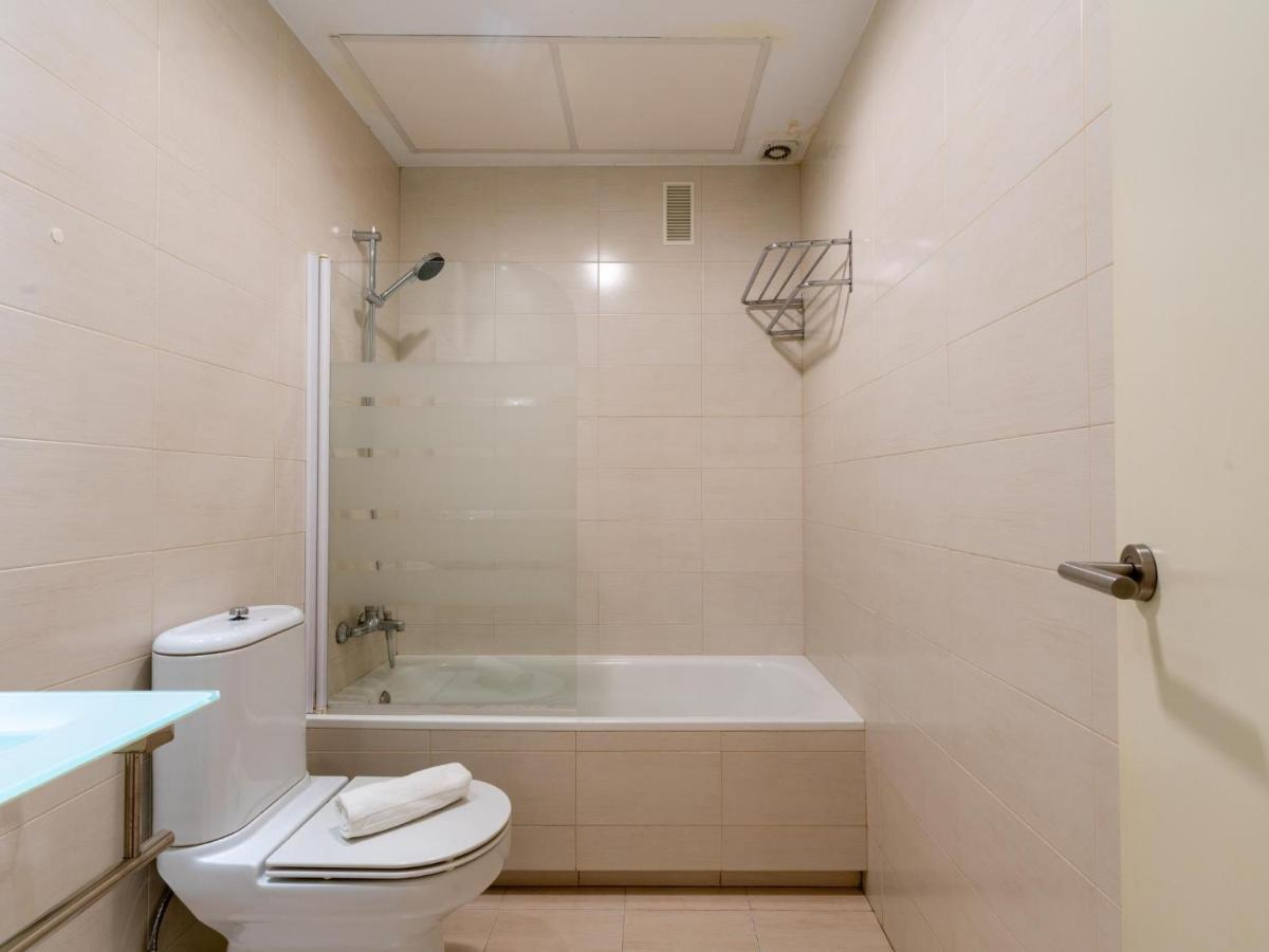 Holi-Rent Lumbreras Apartment Seville Exterior photo